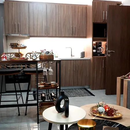 Happy Apartament Larissa