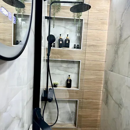 Апартаменты Happy