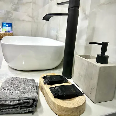 Апартаменты Happy